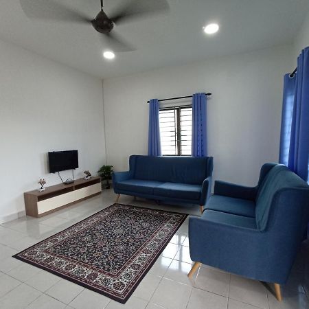 Aisya Homestay Bajet Karak Setia 외부 사진